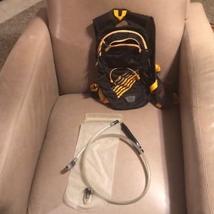 Nathan water pack